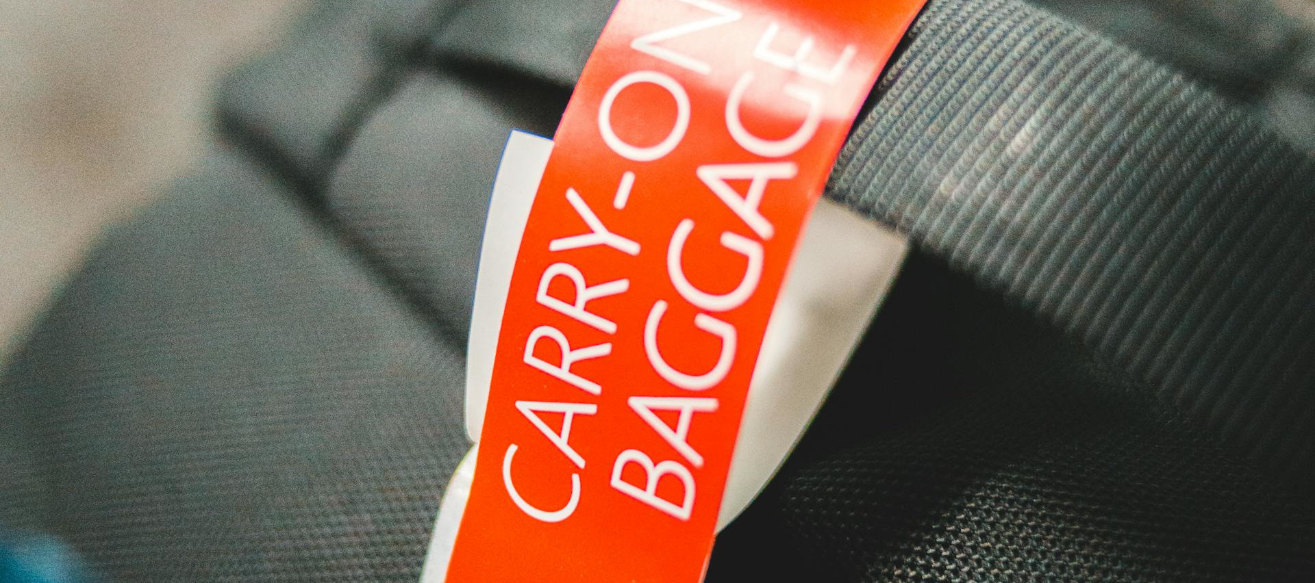 Leichter Handgepäck Koffer 55x35x25 mit Handgepäck Label